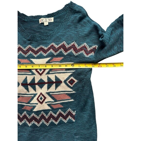 Pink Rose Women’s Lightweight Sweater Size Small - Teal Patterned Knit - Picture 4 of 5